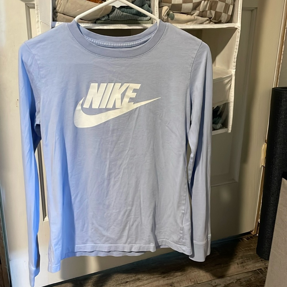 Nike Long Sleeve T-Shirt